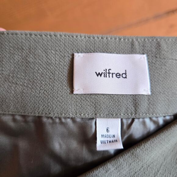 Aritzia Wilfred Tai Mini Skirt Sage Green Button Front 6 High Waisted Pastel - Picture 5 of 6